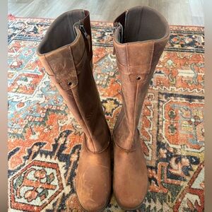 Eddie Bauer Trace Boots